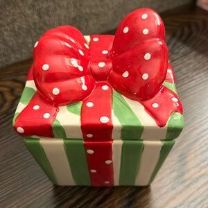Ceramic Christmas Winter Holiday Box Storage Decor or Gift